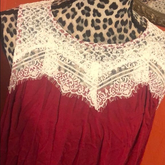 red lace dress - Picture 2 of 8